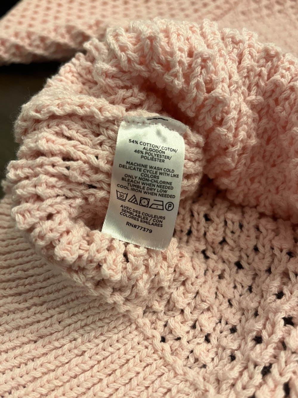 Ann Taylor weekend Open-Knit Blush Pink Button Cardigan, size small - Picture 5 of 6